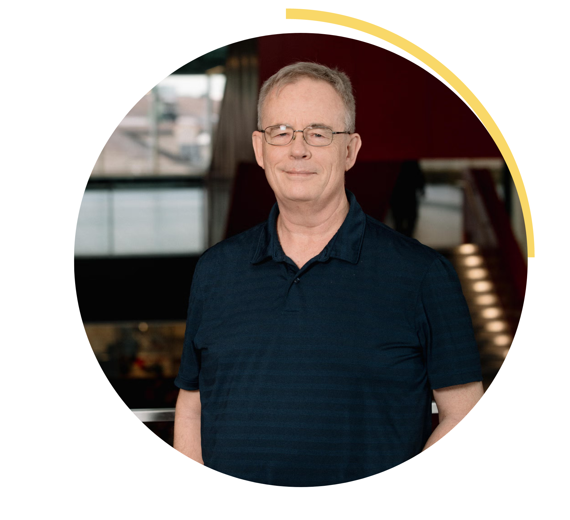 headshot of Dr Doug Sparkes